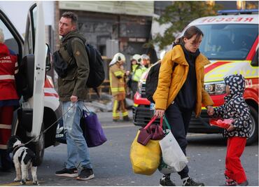 Conflicto Rusia-Ucrania genera migración de casi 5 millones de refugiados ucranianos: OCDE