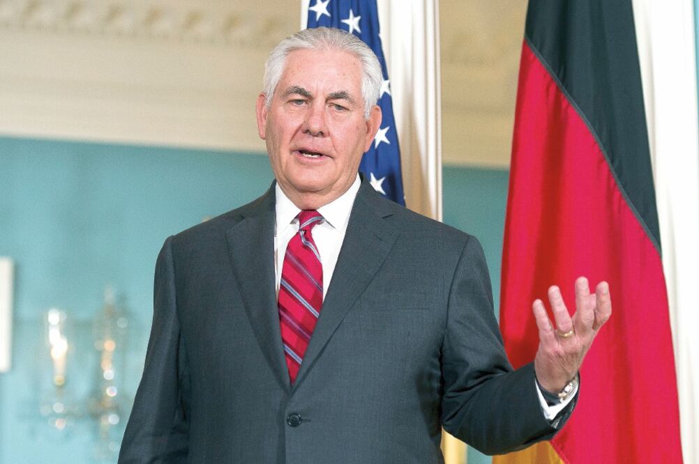 El secretario de Estado de Estados Unidos, Rex Tillerson, ayer durante una conferencia de prensa que tuvo lugar en Washington (CLIFF OWEN. AP)
