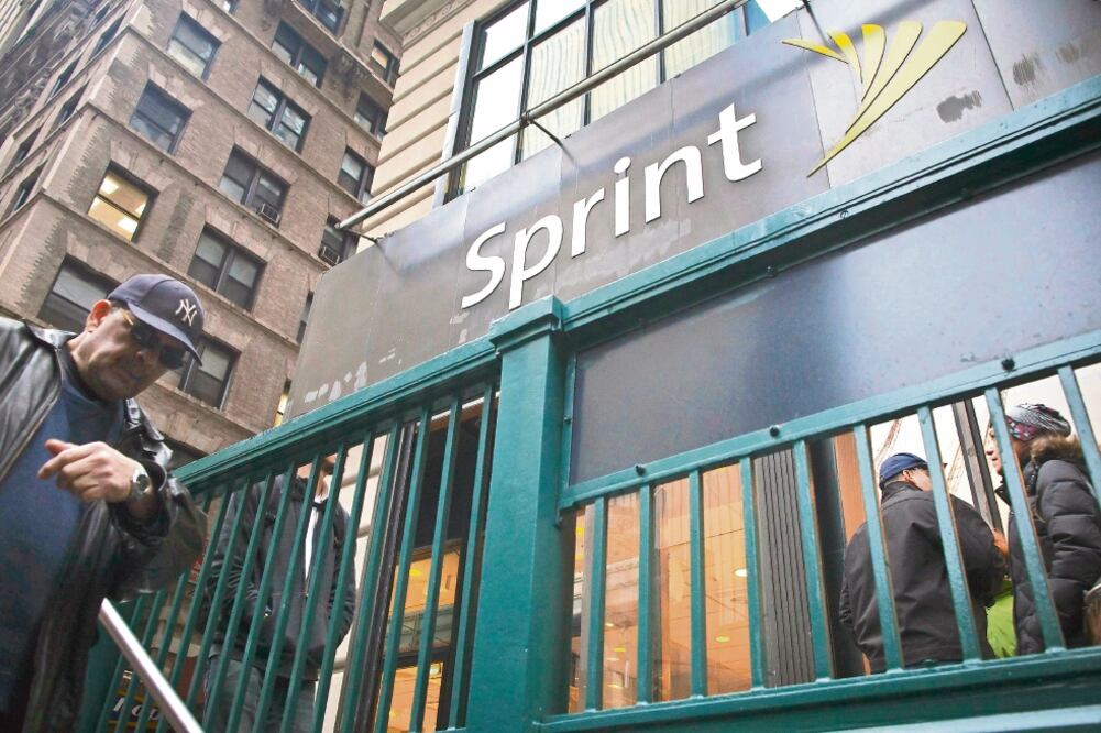 Sprint, matriz de Virgin Mobile, ya tiene tratos de proveeduría con Telefónica en Chile, Colombia, Perú y México (ARCHIVO EL UNIVERSAL)