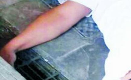 Hombre muere tras caer en escalera de Metro Pino Suárez 