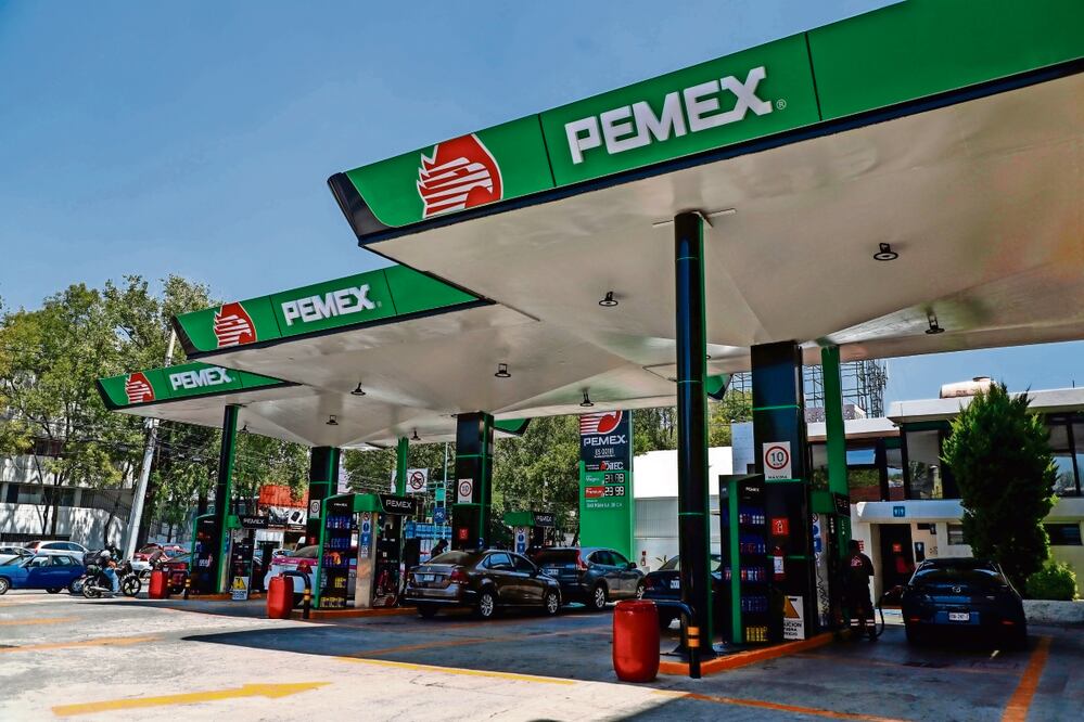 Retirar el subsidio a las gasolinas y el déficit fiscal tan grande van a tener un impacto en la inflación, anticipa la Coparmex. Foto: Archivo / El Universal