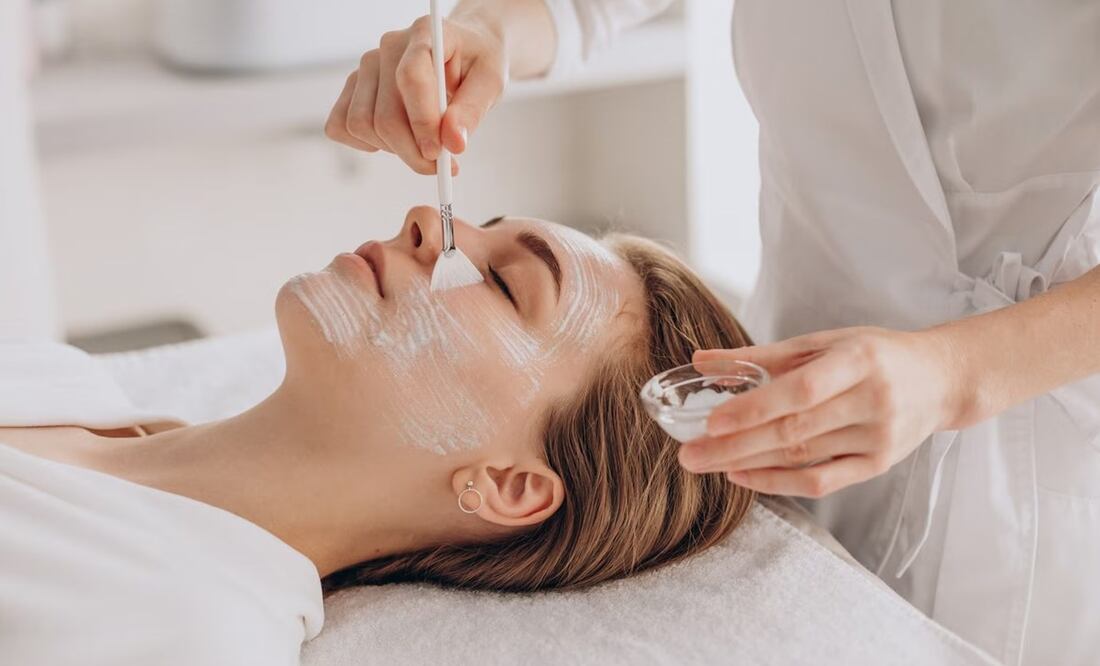 Mascarilla de bicarbonato con aceite de oliva. Foto: Freepik