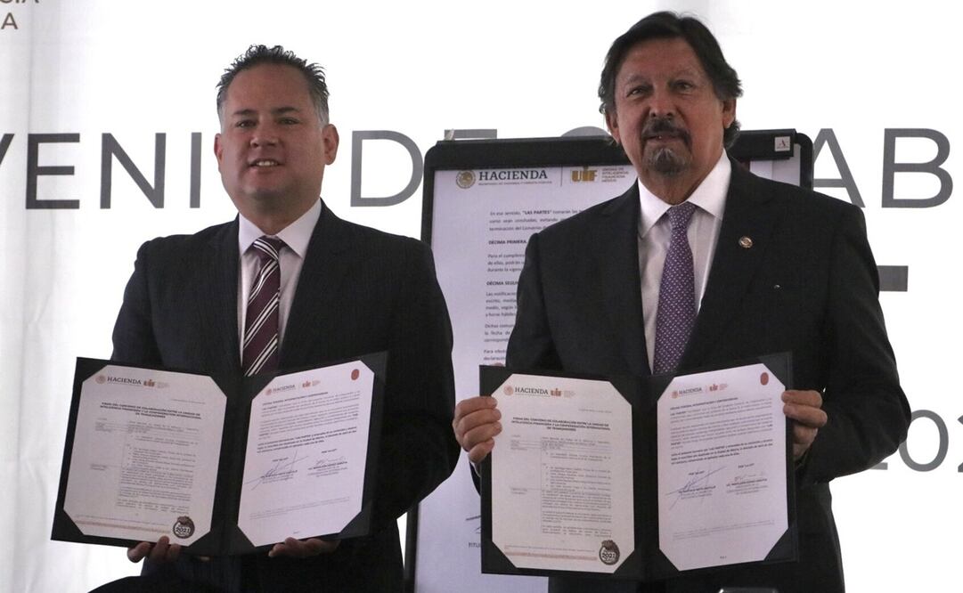 Santiago Nieto, titular de la UIF, y el senador Napoleón Gómez Urrutia. Foto: Twitter @NGomezUrrutiaMX