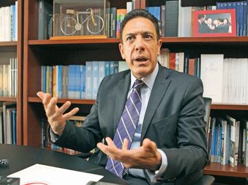 “No tengo oferta para ser embajador ni me afiliaré a Morena”, aclara Omar Fayad tras renunciar al PRI