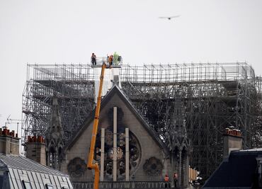 Cámara instalada en campanario de Notre Dame podría revelar claves sobre incendio
