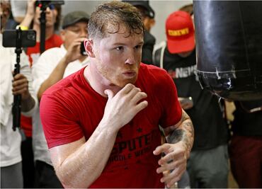 Canelo Álvarez deja a los mexicanos con ganas de una gran pelea