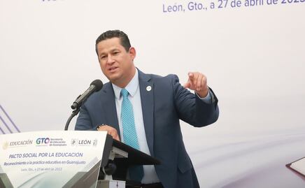 “Haremos lo que se tenga que hacer” para dignificar al magisterio: Diego Sinhue Rodríguez