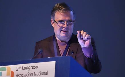 "Platicar con Xóchitl sería una incongruencia vital", asegura Marcelo Ebrard tras quedarse en Morena