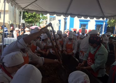 Sinaloa logra record Guiness con aguachile más grande del mundo