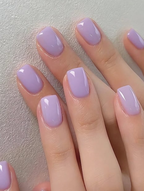 Uñas lavanda. Foto: Shein