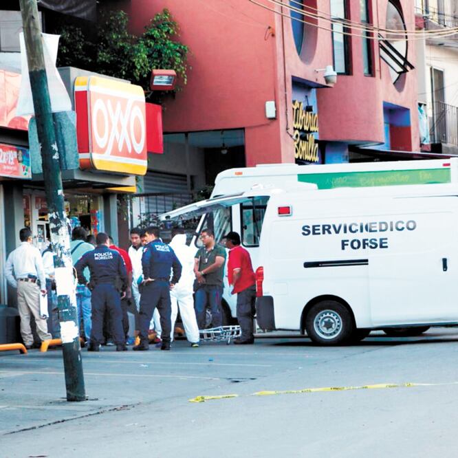 En la ciudad de Cuernavaca, Morelos, una de las víctimas fue un hombre que se trasladaba en silla de ruedas sobre avenida Universidad. CARLOS DE LA FUENTE. EL UNIVERSAL
