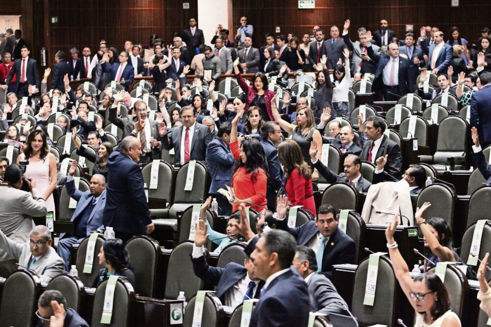 Entre las leyes que discutirán los diputados destacan la de justicia penal pa ra adolescentes y la norma en materia de combate a la delincuencia organizada (LUCÍA GODÍNEZ. EL UNIVERSAL)