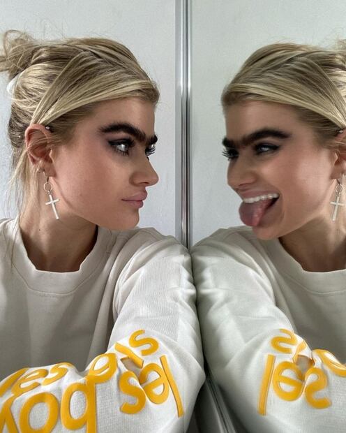 La modelo que está conquistando el mundo al estilo Frida Kahlo 