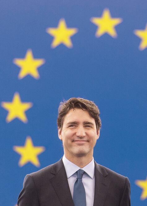 Renegociación. El primer ministro de Canadá, Justin Trudeau, considera replantear el TLCAN como instrumento de colaboración (EFE/PATRICK SEEGER)