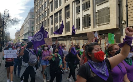 Inicia marcha en CDMX por el Día Internacional de la Mujer