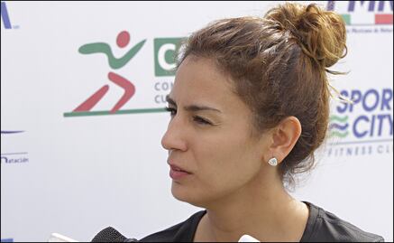 Paola Espinosa abandona entrevista de televisión