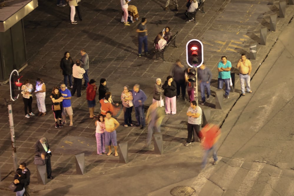 Reporta Eruviel saldo blanco en Edomex tras sismo