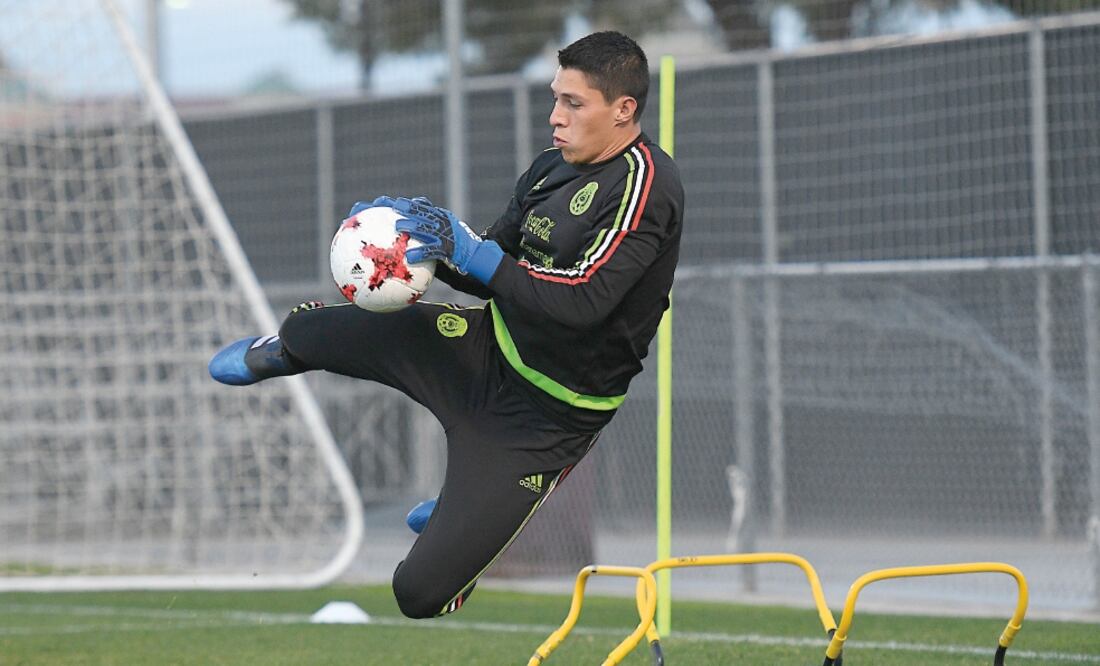 Hugo González tuvo intensa práctica y está listo para ganarse su lugar (IMAGO7)