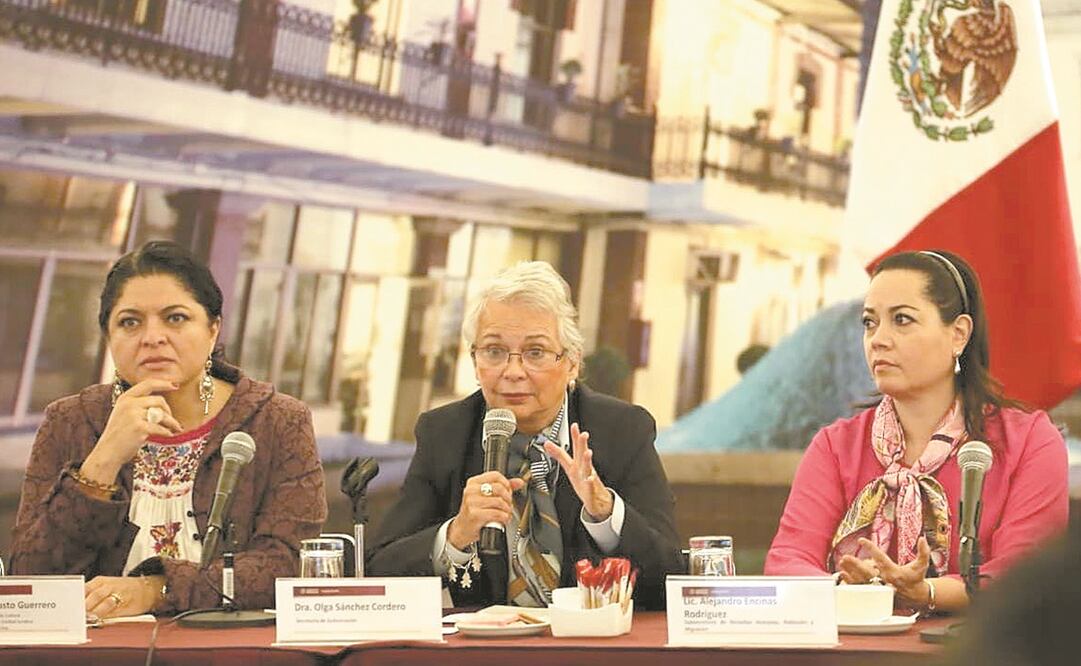 Olga Sánchez Cordero, secretaria de Gobernación, se reunió por más de tres horas con distintos funcionarios para delinear protección a mujeres. Foto: TOMADA DE TWITTER