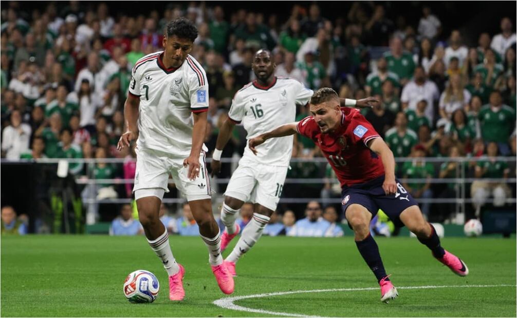 FOTO: México ante Chequia acción de partido - Carlos Mejía/EL UNIVERSAL
