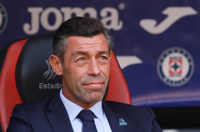 Para Caixinha enfrentar al América es un "partido más"