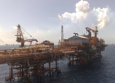 Anuncian normas para los contratos petroleros