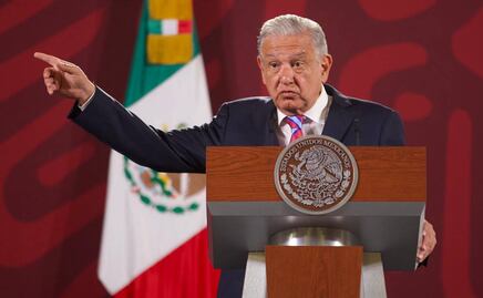 "No es un asunto contra Loret, es por el futuro de México", dice AMLO ante señalamientos