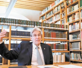 Qué preocupa y lamenta Julio Frenk, exsecretario de salud, sobre el manejo de la pandemia