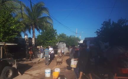 Pobladores reparan con recursos propios calles y alumbrado público en Yucatán
