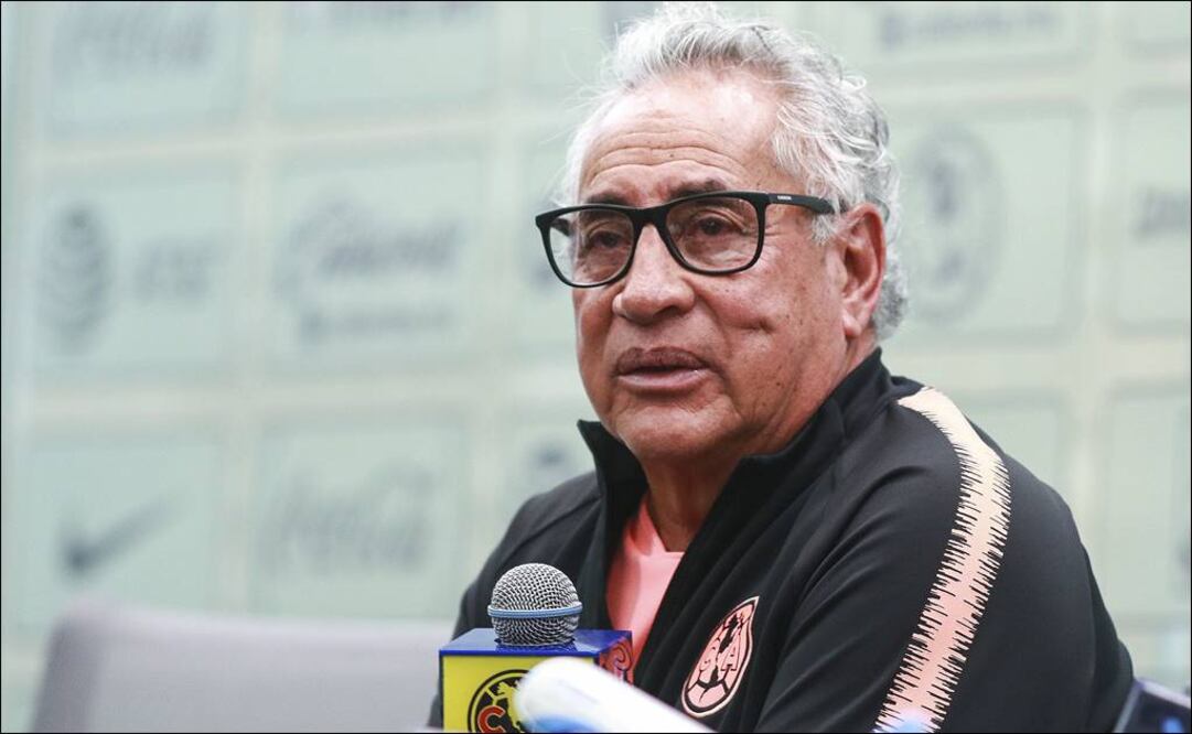 Leonardo Cuéllar DT de América Femenil. FOTO/IMAGO7