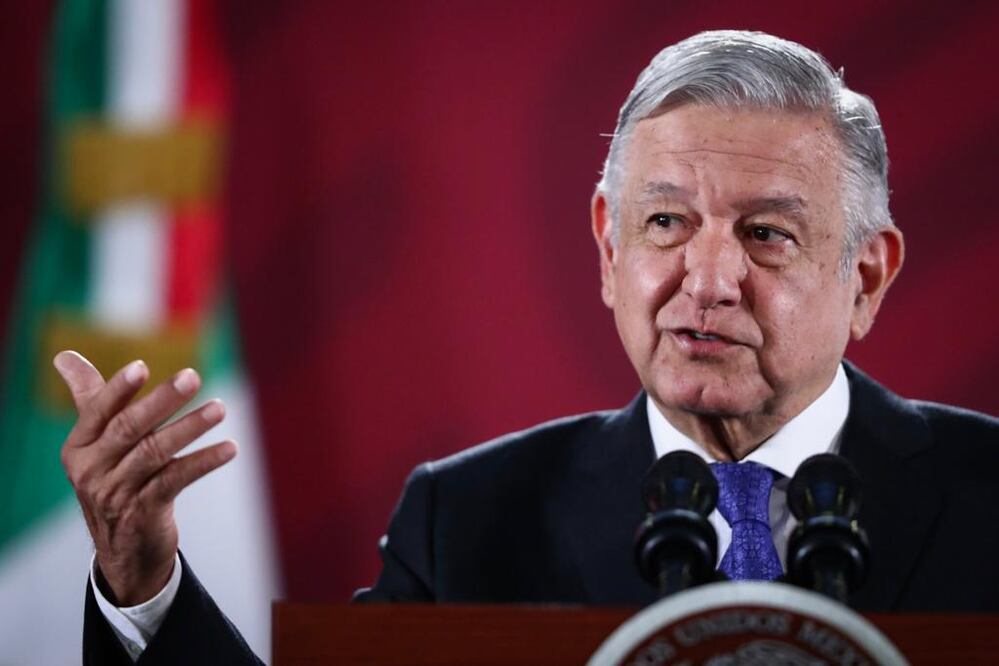 AMLO celebra nombramiento de Ríos-Farjat como ministra