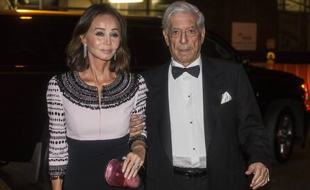 Vargas Llosa e Isabel Preysler contra los paparazzi