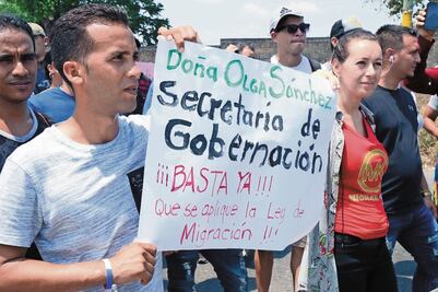 Aseguran a más de 330 extranjeros en retén