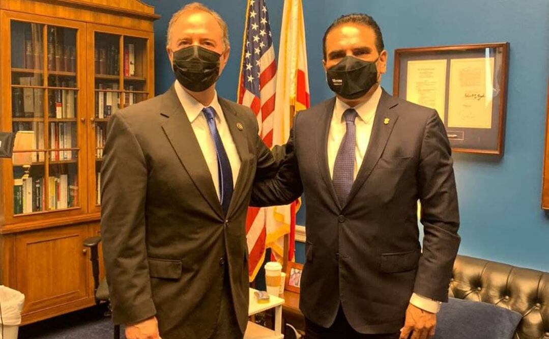 Adam Schiff, congresista demócrata de EU, y Silvano Aureoles, gobernador de Michoacán. Foto: Twitter @Silvano_A