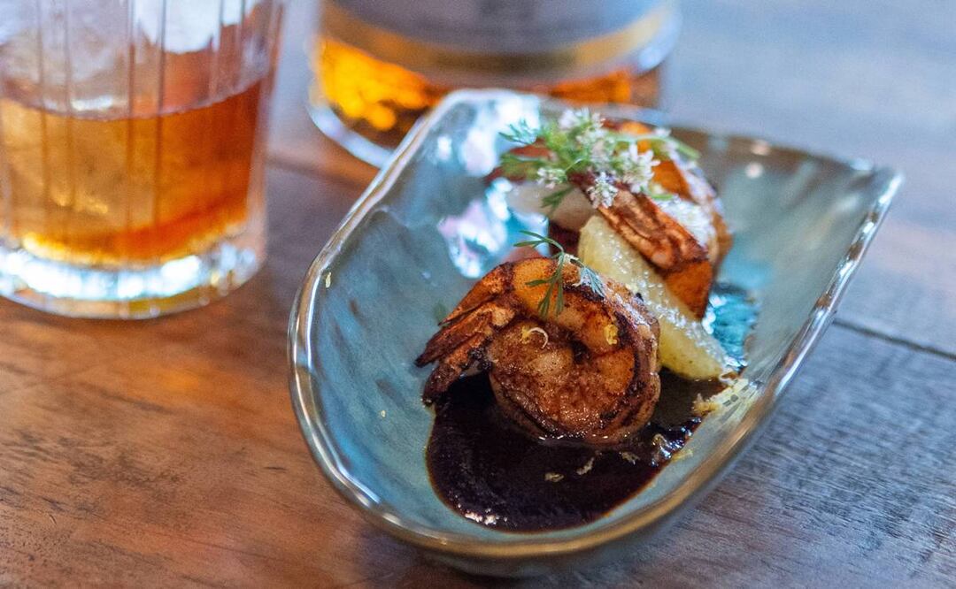 Menú especial del restaurante Nicos maridado con Brandy en la muestra itinerante de la colonia Roma. Foto: cortesía
