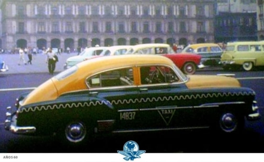 La historia de los taxis en la CDMX, de “fotingos” a los famosos Vochos