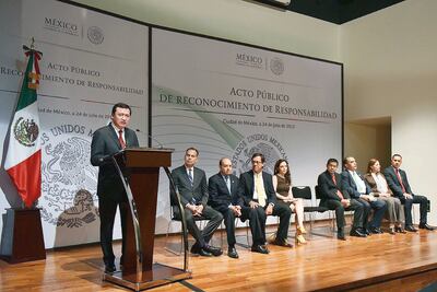 Se disculpa gobierno con militares con VIH