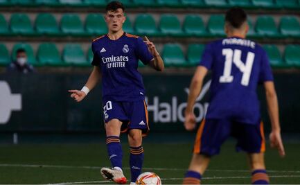 ¿El gol del año? Canterano del Real Madrid anota desde atrás de media cancha