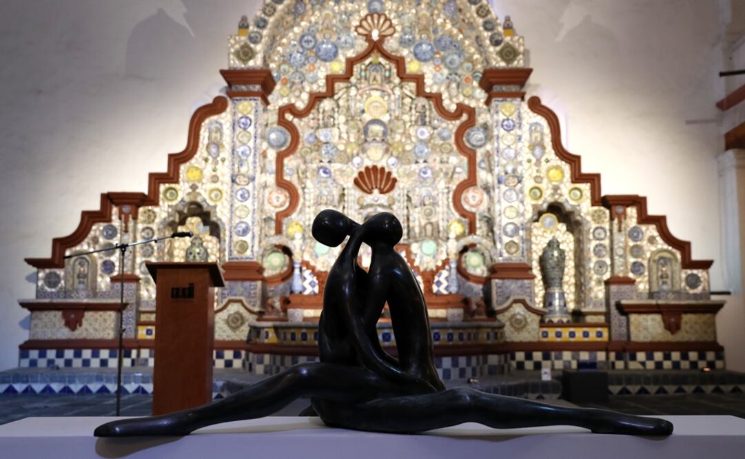 Lla noche del jueves se inauguró la exposición "Relatos en bronce", la cual rinde homenaje a la artista Carol Miller. 