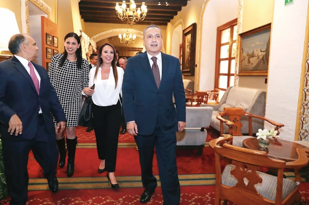 El ex presidente del tricolor Manlio Fabio Beltrones encabezó la segunda reunión de la Asociación Civil de la 62 Legislatura del PRI (LUCÍA GODÍNEZ. EL UNIVERSAL)