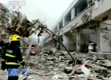 Al menos 12 muertos tras explosión de tubería de gas en China