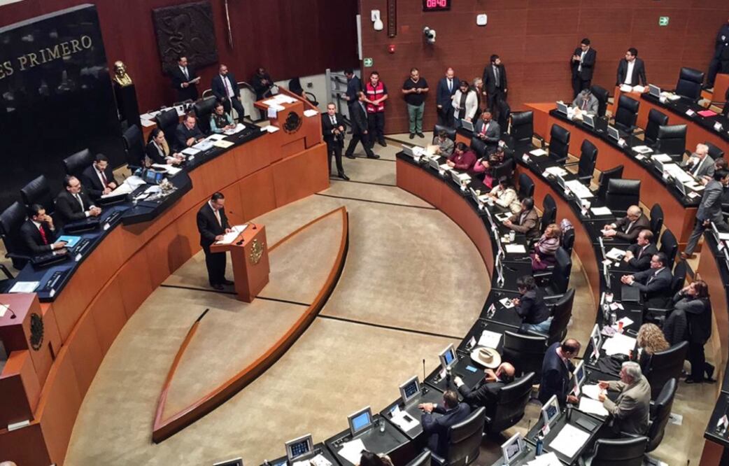 Germán Martínez Cázares, en tribuna planteó el reto que enfrentará en la dirección del IMSS y pidió la ayuda del Senado para cumpir su misión. Foto: Juan Carlos Reyes/EL UNIVERSAL