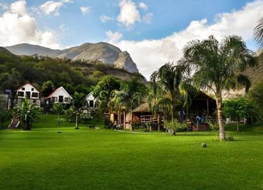 Cabañas y bonitos paisajes para disfrutar en la Sierra Gorda
