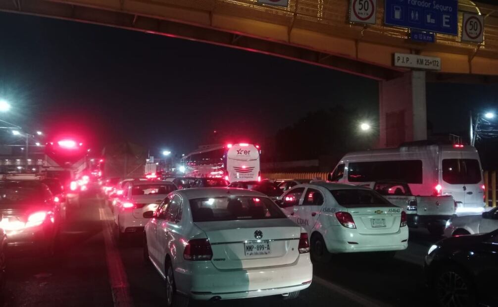 Residentes de Ixtapaluca, Edomex, bloquean autopista México-Puebla (26/03/2025). Foto: Especial