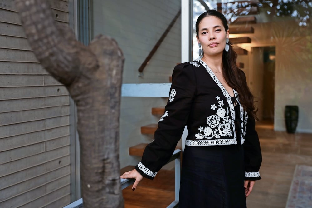 Andrea Noel y la hija de Rodrigo Prieto ya han hablado sobre el guion. La realizadora eligió como ópera prima esta historia que deja expuestas las agresiones que sufren las mujeres de todas las edades a diario en México. Foto: Fernanda Rojas / EL UNIVERSAL