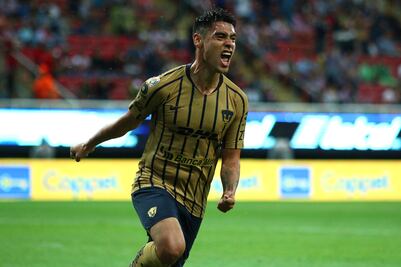 Pumas derrota a Chivas y termina con la maldición en Liga