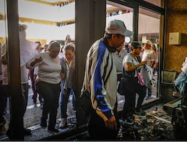 Seguridad federal atiende caso de dos niños asesinados en Sinaloa, tras irrupción en Palacio estatal; acompañan a familia