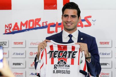 El día que el refuerzo de Chivas le declaró su amor al Atlas