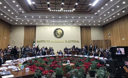 Recorta INE 800 mdp a presupuesto; partidos anuncian impugnación