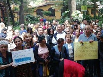 Denuncian profesores falta de pago en Coyoacán